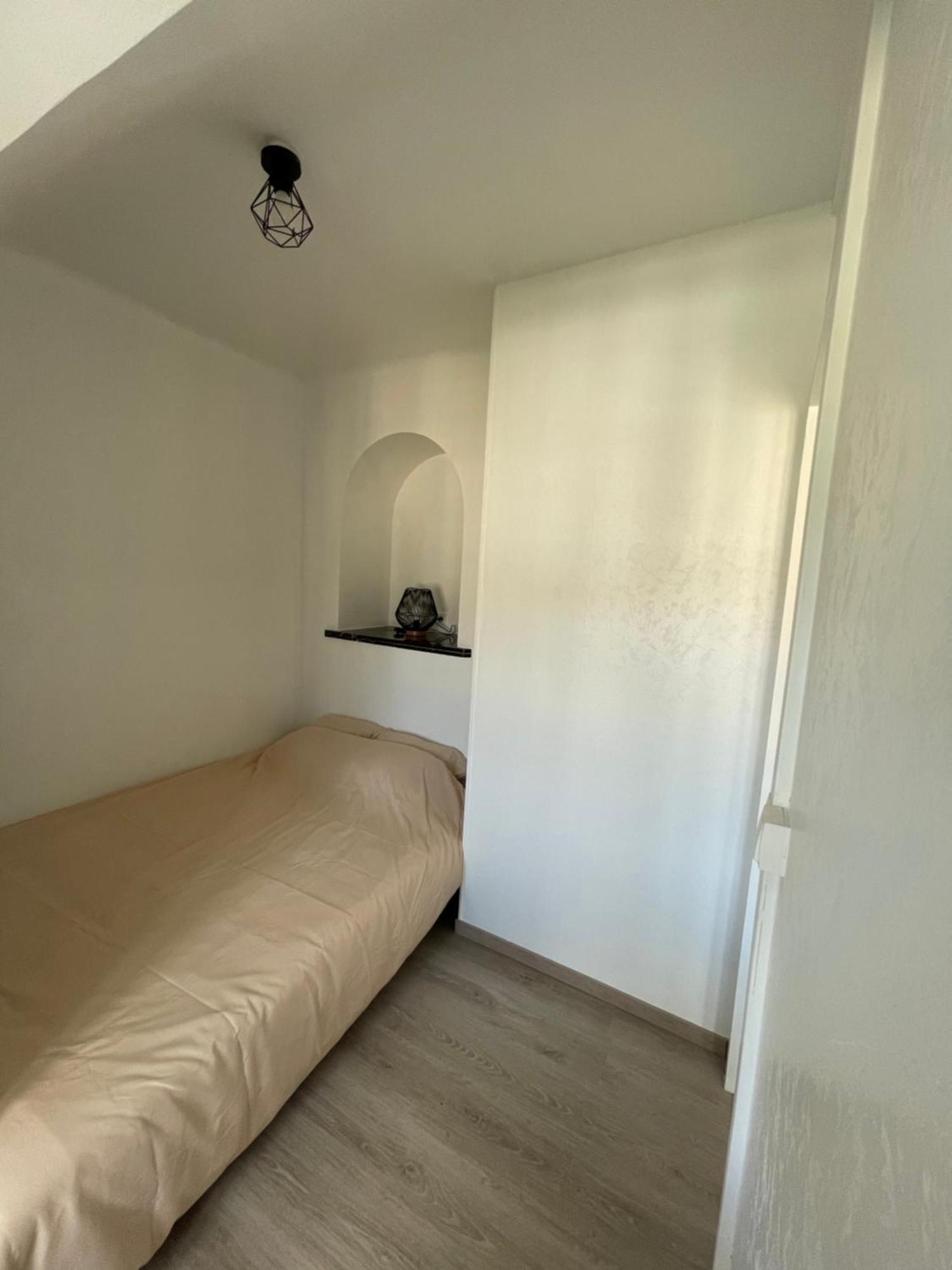 Appartement Renove Tout Equipe, Centre Ville, Proche De La Gare Et Commerce Flers  Εξωτερικό φωτογραφία